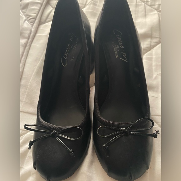 Circus by Sam Edelman Black Ballerina Heels - Picture 1 of 6